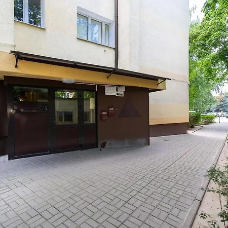 Appartement Al Niepodleglosci 75 *