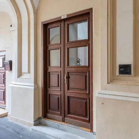 Apartament W Rent Like - Wilcza 42 *