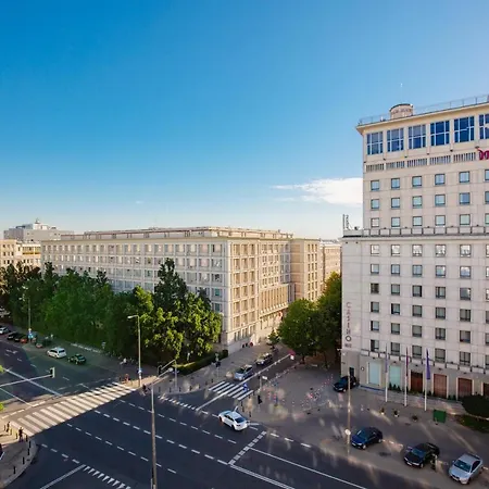 Center Krucza By Renters Apartment