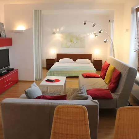 Center - Atelier Appartamento