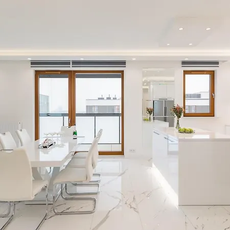 Karolkowa 28a - Luminous With Balcony By Renters Prestige Варшава