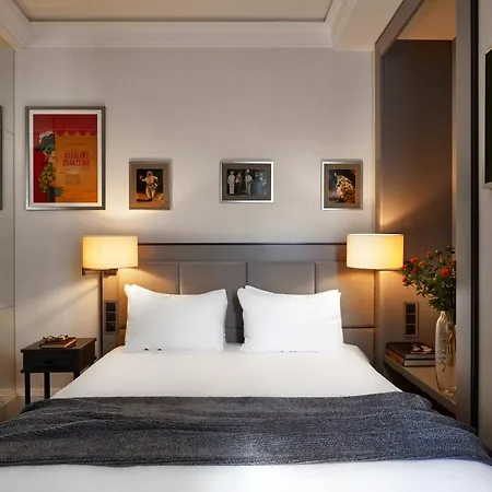 Отель Teatro Boutique Old Town - Destigo 4*