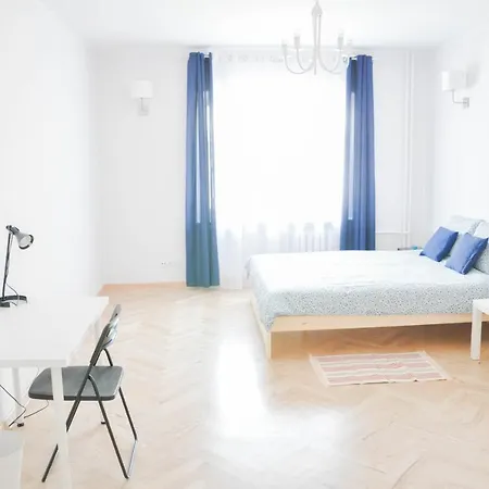 Halo Centre Hostal