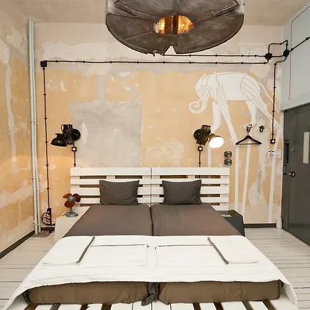 Apartament Lofthotel Sen Pszczoły *