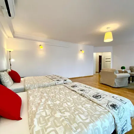 Center Warsaw - Apartmenty Jana Pawla II Warsaw