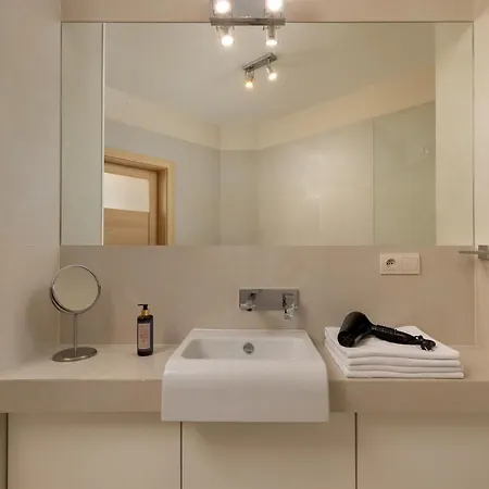 Rent Like - Słomińskiego 5 Ii * Warszawa