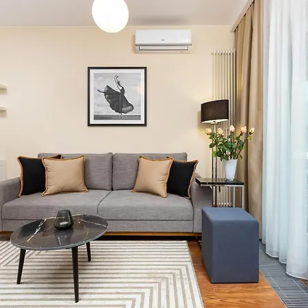 Royal Center Mennica By Renters Apartment