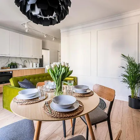 Yoursecondflat Grzybowska Metropoint Апартаменты