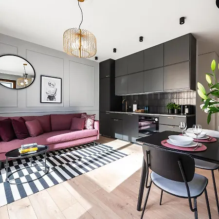 Апартаменты Yoursecondflat Grzybowska Metropoint *
