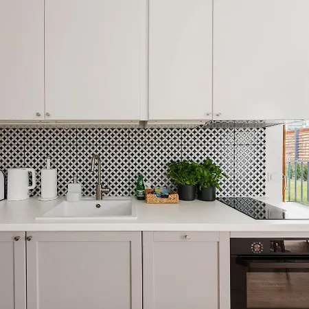 Yoursecondflat Grzybowska Metropoint Апартаменты *