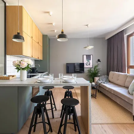 Апартаменты Yoursecondflat Grzybowska Metropoint Варшава