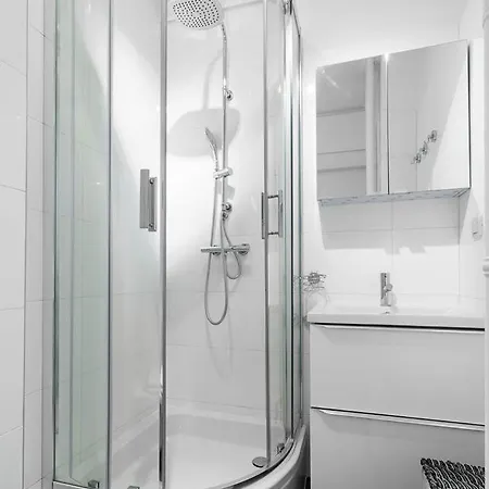 Apartament Apartament Ul.solidarności 64 36 M2 *