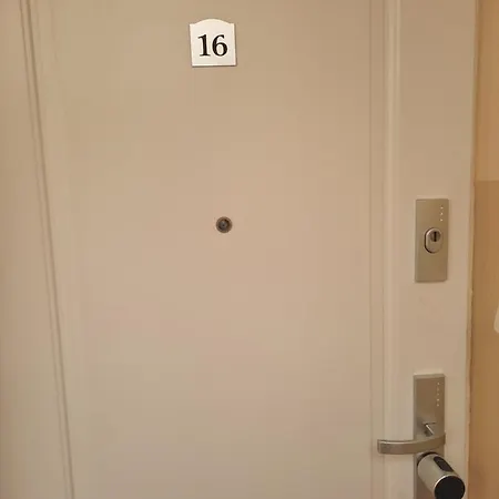 Apartament Zorzy Przy Instytucie Kardiologii Anin Apartament *
