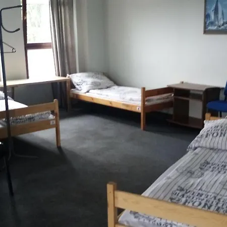 Hostel Sunrise Przy Dw. Zachodnim