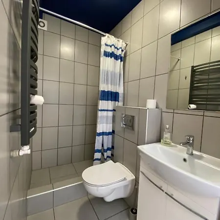 Kwatera prywatna Modlinska 267 No 2 *
