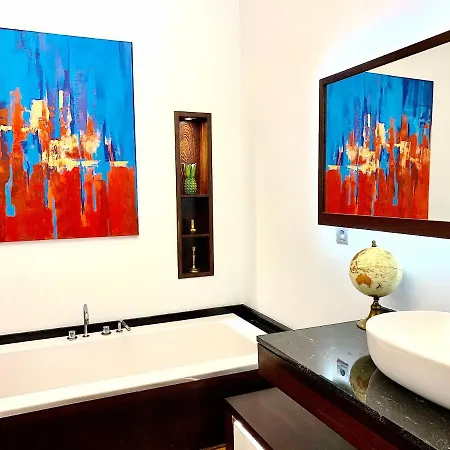 Mondrian Luxury Unesco Old Town Appart hôtel