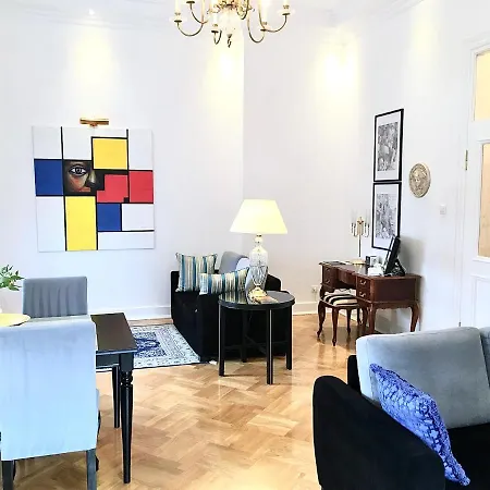 Apartmanhotel Mondrian Luxury & Market Square I Varsó
