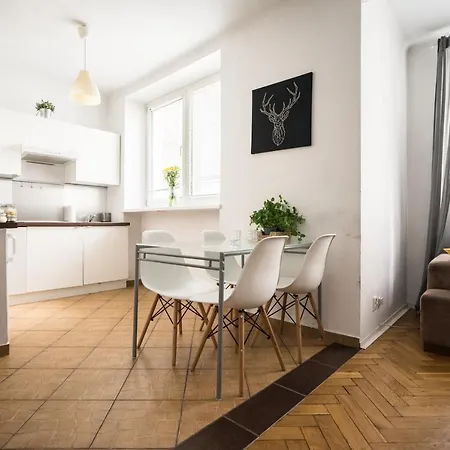 Apartment Oomph Modern Near Nowy Swiat Warsaw