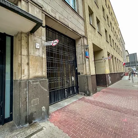 Superapart Tamka Ministudio, Family Friendly Abode Apartament *