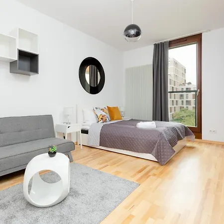 19 Dzielnica By Renters Apartment *
