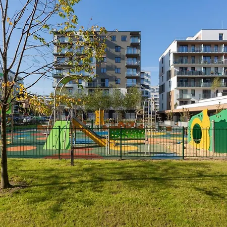 Forum Wola Jana Kazimierza By Renters 아파트