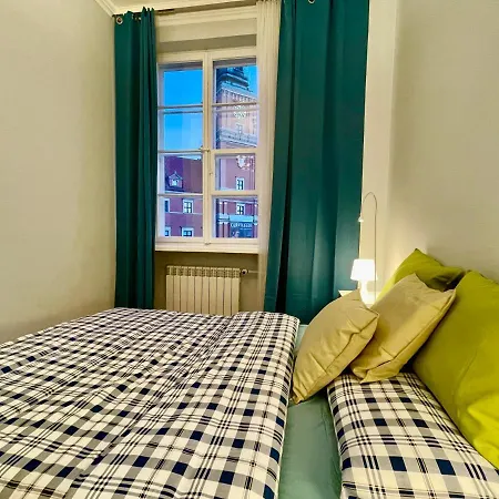 Royal 2 Old Town Fast Wifi Netflix Hbo Appletv+ Warsaw