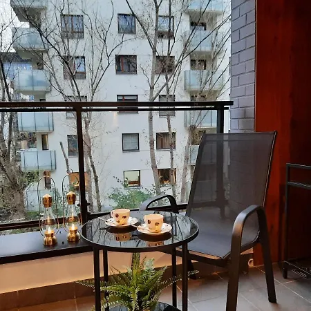 Siedmiogrodzka - Handy Location, Aircon & Garage Free Apartment