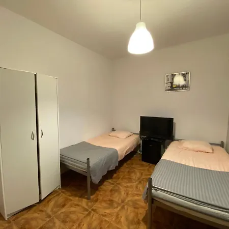 Modlinska 267 No 2 Kwatera prywatna Warszawa