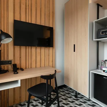 Tulip Residences Targowa Hotel 3*