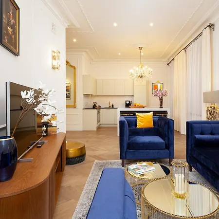 Royal Kopernika By Renters Prestige * Warszawa