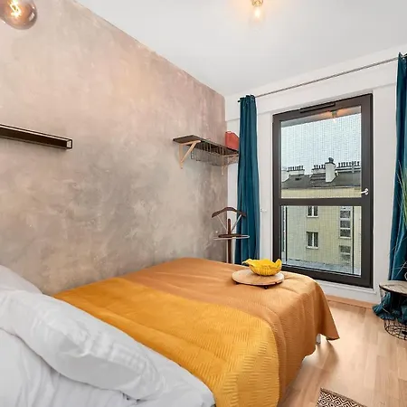 Lumina 4-room With Large Balcony Apartment