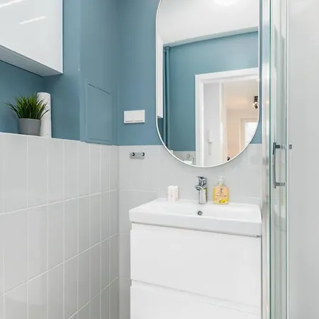 Pl. Dąbrowskiego 12 By Homeprime Apartament Warszawa
