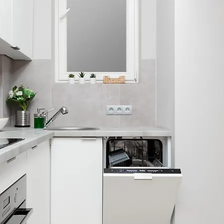 Center Hoza By Renters Warsaw