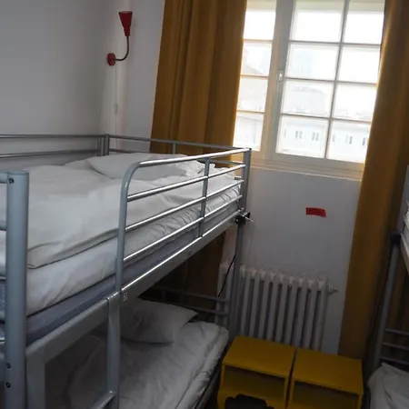 New World St Hostel And Private Room Hostel