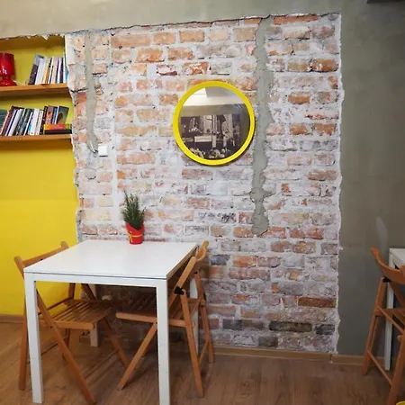 Hostel New World St Hostel And Private Room
