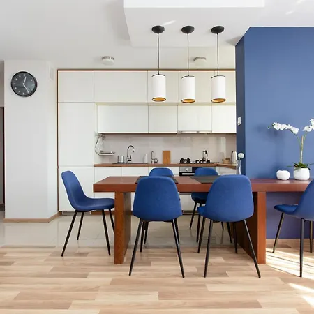 Family Saska Kępa By Renters Warszawa