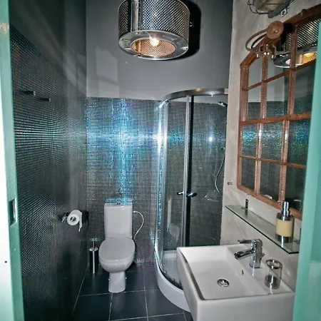 Apartament Lofthotel Sen Pszczoły *