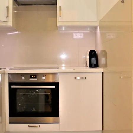 Luster I Obrazow Apartment *