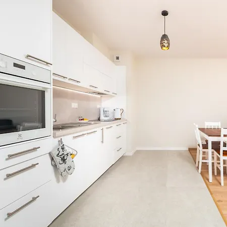 Lägenhet Przeworska 9a By Homeprime Warszawa