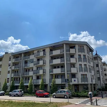 Comfortable In The Apartament On Aleja Wilanowska 5 Warszawa