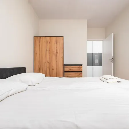 Lägenhet Przeworska 9a By Homeprime Warszawa
