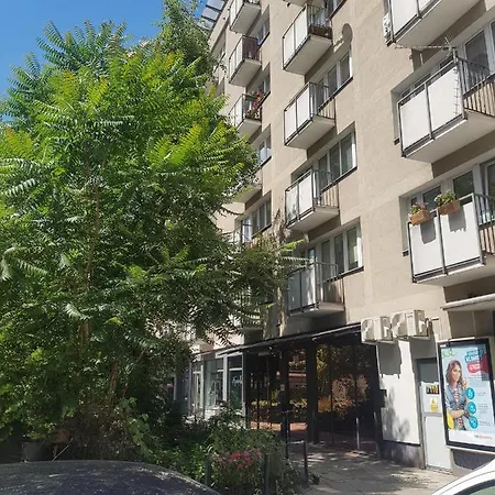 Plac Trzech Krzyzy Apartment Warsaw