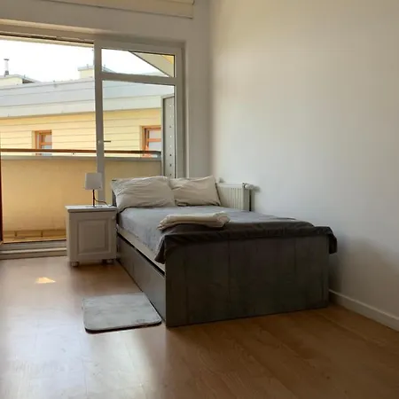 Comfortable In The Apartament On Aleja Wilanowska 5