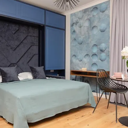 Lazienki Park By Renters Prestige Apartament *