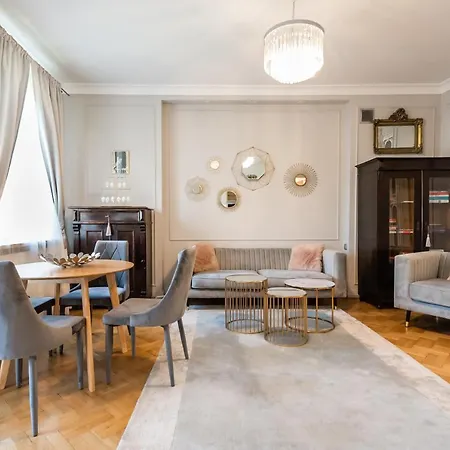 Premium Artdeco Boutique Warsaw