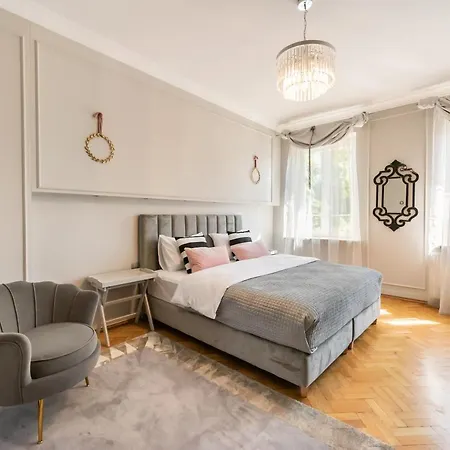 Premium Artdeco Boutique Warsaw