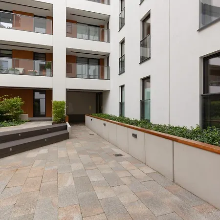 Lazienki Park By Renters Prestige Apartament Warszawa