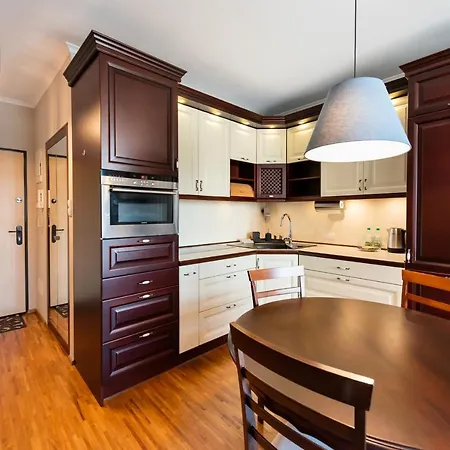 Apartment Metro Wilanowska Homely Warsaw