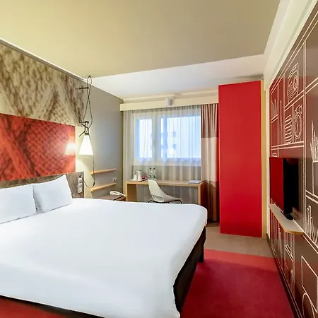 Ibis Centrum 2*