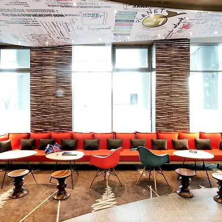 Ibis Centrum Hotell